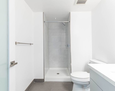 843 Wilcox Avenue - Photo Thumbnail 12