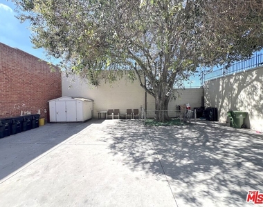 156 W 32nd Street - Photo Thumbnail 8