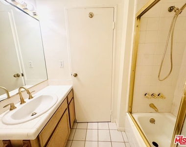 757 Ocean Avenue - Photo Thumbnail 21