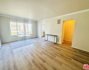 757 Ocean Avenue - Photo Thumbnail 14