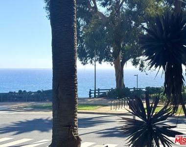757 Ocean Avenue - Photo Thumbnail 24
