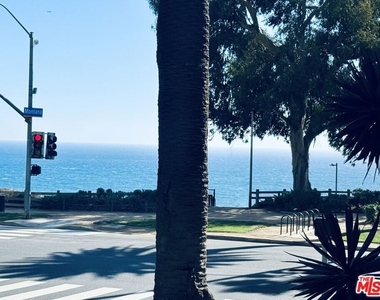 757 Ocean Avenue - Photo Thumbnail 15