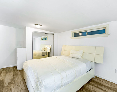 14516 Otsego Street - Photo Thumbnail 42