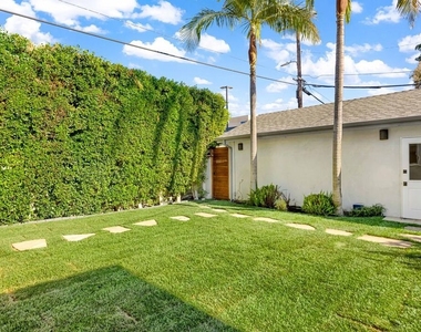 14516 Otsego Street - Photo Thumbnail 23