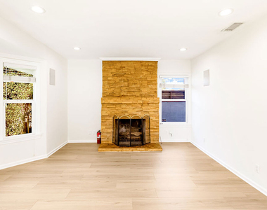 14516 Otsego Street - Photo Thumbnail 9