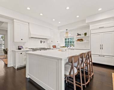 9928 Toluca Lake Avenue - Photo Thumbnail 7