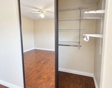 11735 Valley View Avenue - Photo Thumbnail 14