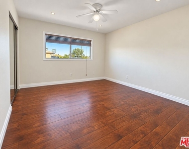 11735 Valley View Avenue - Photo Thumbnail 15