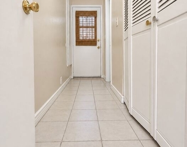 11735 Valley View Avenue - Photo Thumbnail 6