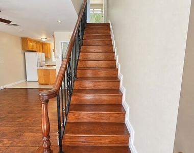 11735 Valley View Avenue - Photo Thumbnail 9