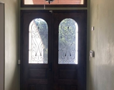 708 Thornhill Road - Photo Thumbnail 6