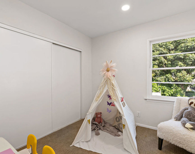 620 N Cherokee Avenue - Photo Thumbnail 13