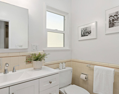620 N Cherokee Avenue - Photo Thumbnail 16