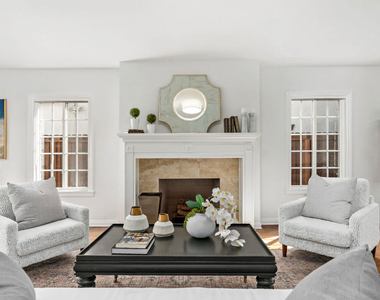 620 N Cherokee Avenue - Photo Thumbnail 4
