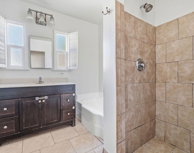 6651 W 88th Street - Photo Thumbnail 13