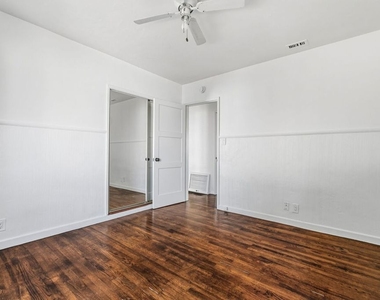 6651 W 88th Street - Photo Thumbnail 17