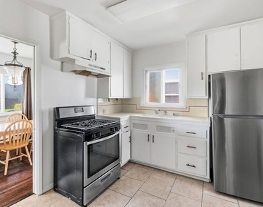 6651 W 88th Street - Photo Thumbnail 7