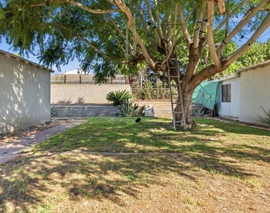 6651 W 88th Street - Photo Thumbnail 22