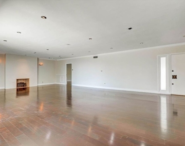 2200 Outpost Drive - Photo Thumbnail 8