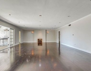 2200 Outpost Drive - Photo Thumbnail 10