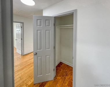 902 Taft Ave - Photo Thumbnail 12