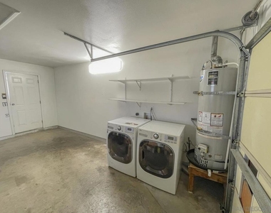 902 Taft Ave - Photo Thumbnail 25