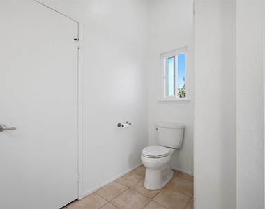 39766 Del Val Dr - Photo Thumbnail 22