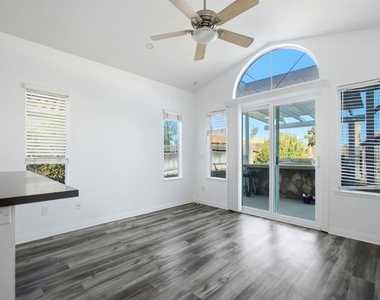 39766 Del Val Dr - Photo Thumbnail 12