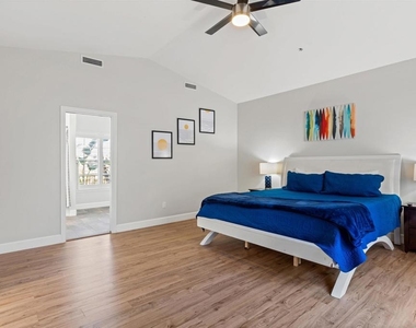 1696 Gil Way - Photo Thumbnail 18