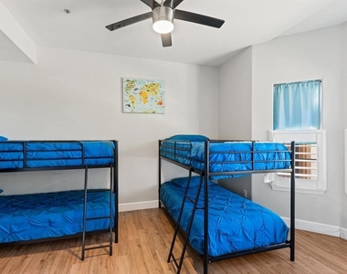 1696 Gil Way - Photo Thumbnail 16