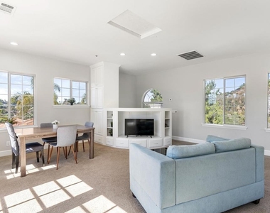 1696 Gil Way - Photo Thumbnail 27