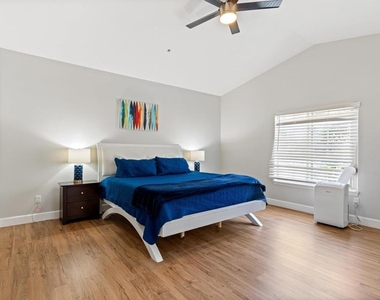 1696 Gil Way - Photo Thumbnail 19