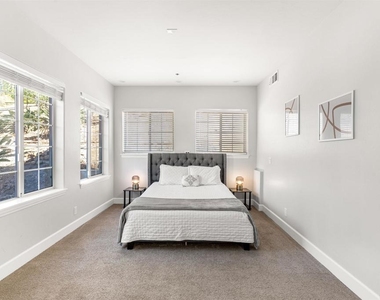 1696 Gil Way - Photo Thumbnail 31