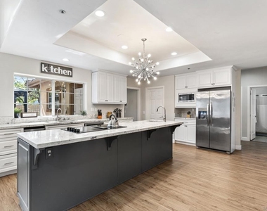 1696 Gil Way - Photo Thumbnail 9