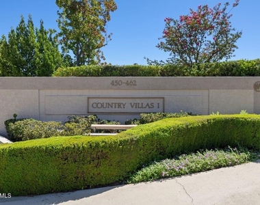 460 Country Club Drive - Photo Thumbnail 24