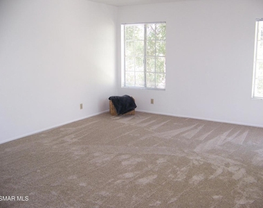 31005 Lexington Way - Photo Thumbnail 16