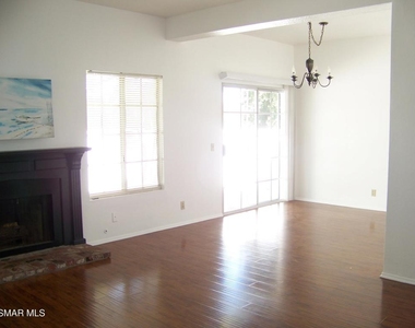 31005 Lexington Way - Photo Thumbnail 8