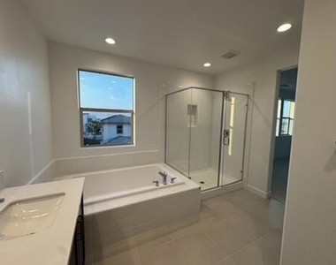 74240 Becker Street - Photo Thumbnail 10