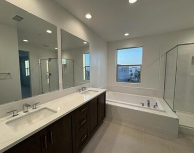 74240 Becker Street - Photo Thumbnail 11