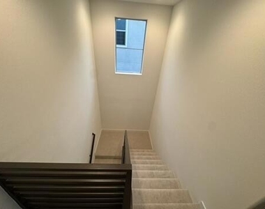 74240 Becker Street - Photo Thumbnail 18