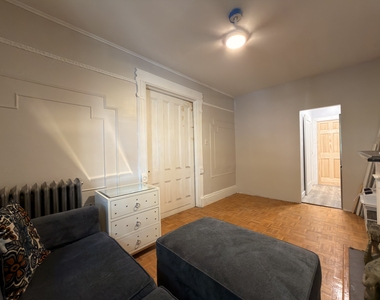428 Halsey Street - Photo Thumbnail 1