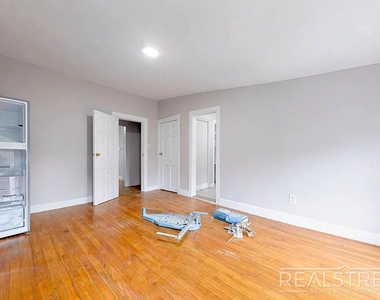 135 Quincy Street - Photo Thumbnail 1
