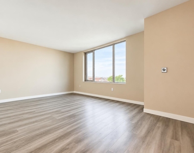 1524 Sheepshead Bay Road - Photo Thumbnail 3