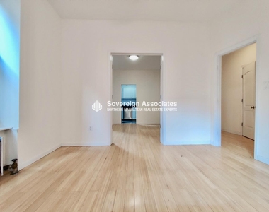 676 Riverside Drive - Photo Thumbnail 3