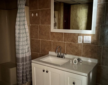 52 Lincoln Place - Photo Thumbnail 7