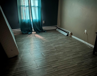 52 Lincoln Place - Photo Thumbnail 6