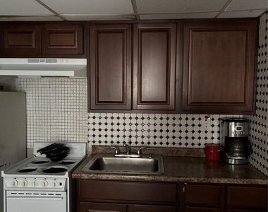 52 Lincoln Place - Photo Thumbnail 3