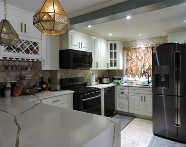 18 Leach Street - Photo Thumbnail 3
