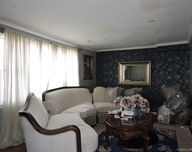 18 Leach Street - Photo Thumbnail 1