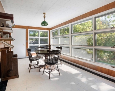500 N Lake Boulevard - Photo Thumbnail 12